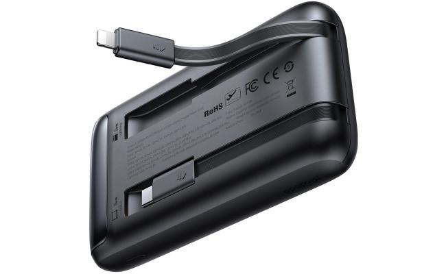 MCDODO MC-0231 Power Bank 10000mAh 33W Super Fast Charging With Build in Type-C & Lightning Cable Smart LCD Digital Display - Black