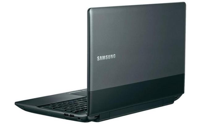Samsung NP300 Intel Celeron Samsung NP300 Intel Celeron